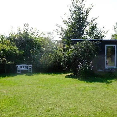 Cozy Summer With Orangery Close To Heatherhill And Holiday home