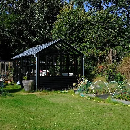 Cozy Summer With Orangery Close To Heatherhill And * Vejby
