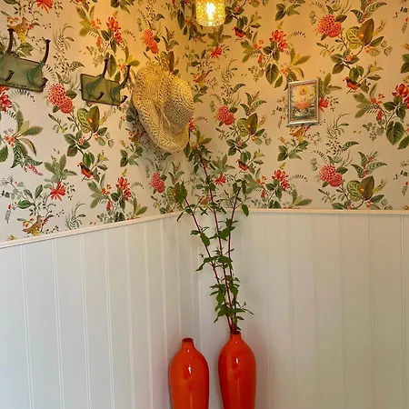 Cozy Summer With Orangery Close To Heatherhill And