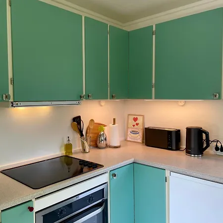 Cozy Summer With Orangery Close To Heatherhill And