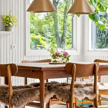 Cozy Summer With Orangery Close To Heatherhill And * Vejby