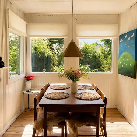 Feriehus Cozy Summer With Orangery Close To Heatherhill And Vejby