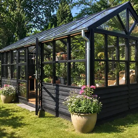 Cozy Summer With Orangery Close To Heatherhill And *