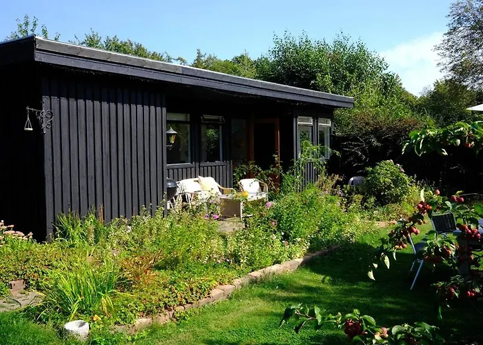 Cozy Summer With Orangery Close To Heatherhill And