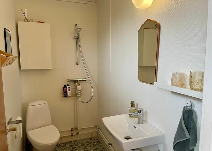 Cozy Summer With Orangery Close To Heatherhill And Feriehus Vejby